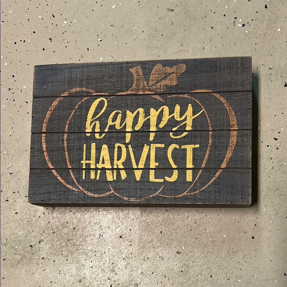 Hobby Lobby Happy Harvest Wooden Sign - Black and Yellow